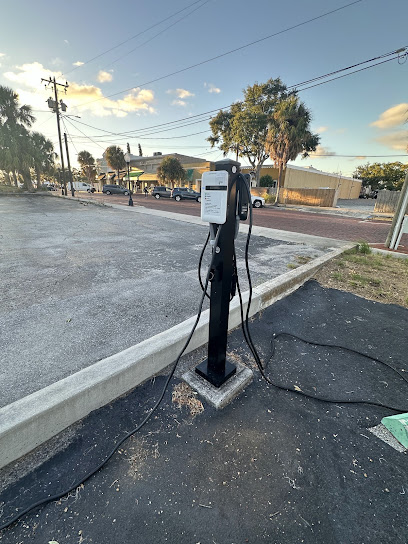 Electric Circuit Charging Station