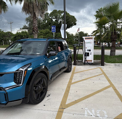7Charge Charging Station