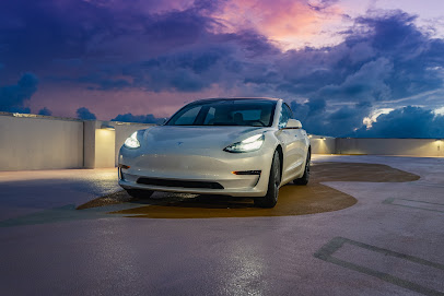 Tesla Rental – Centaur